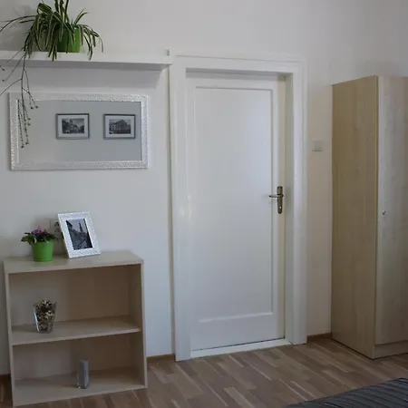 Leo Skalna Apartment